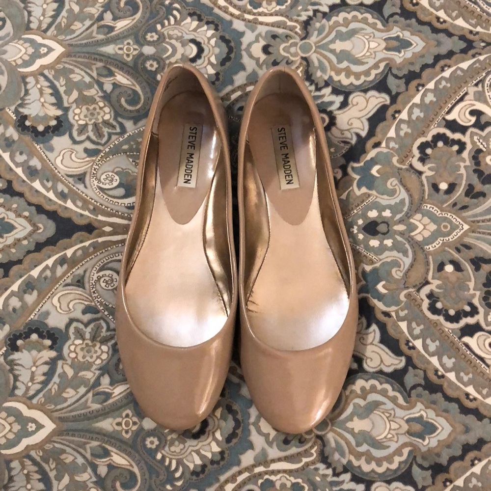 EUC Steve Madden flats